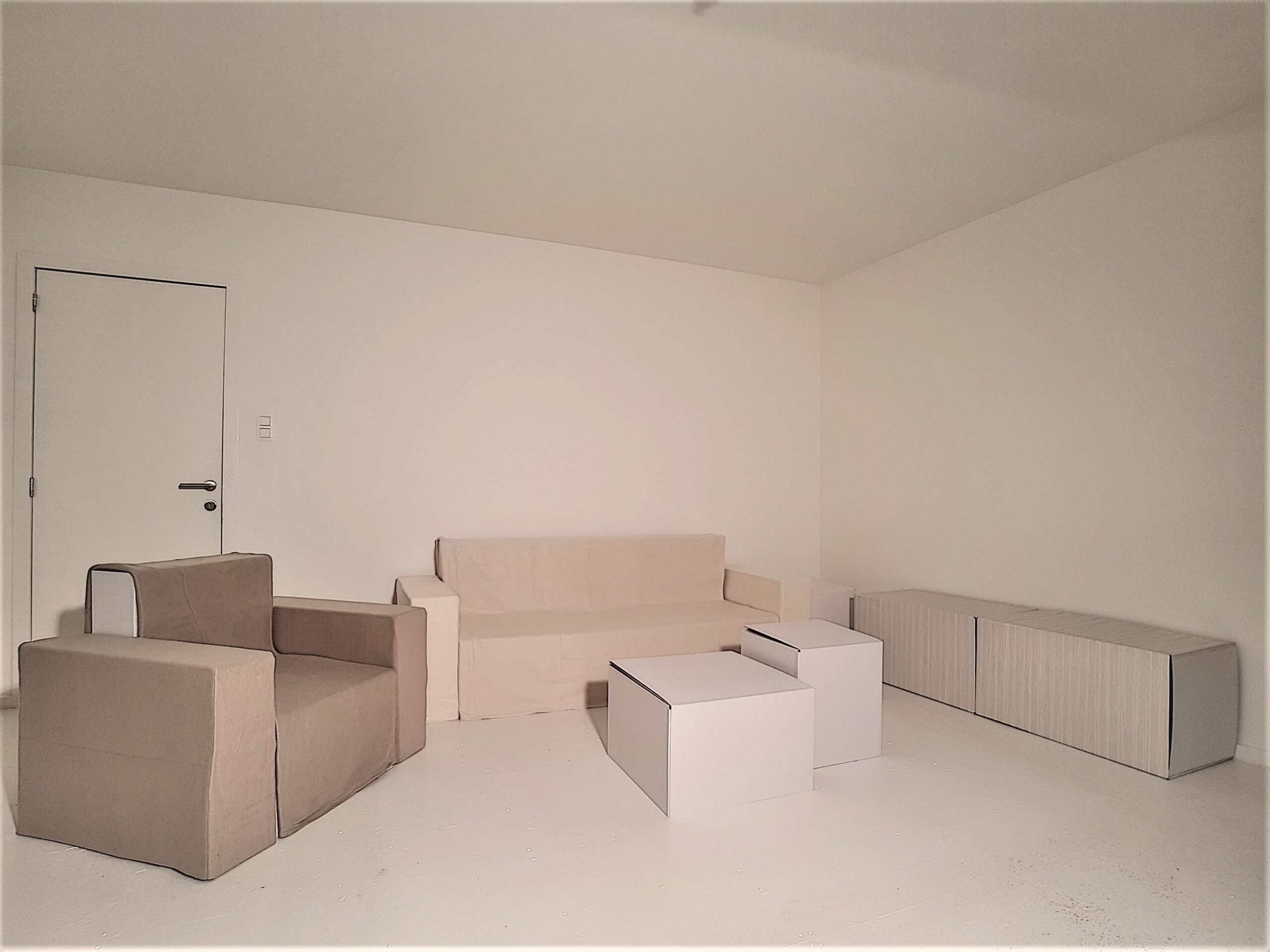 conjunto vivienda entera de cartón con paquete decoración para home staging