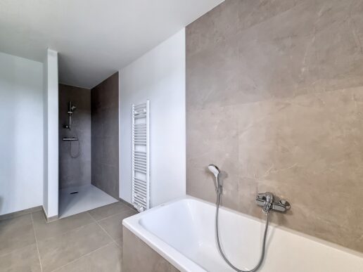 Uccle – Chaussée de Waterlo 836 – 3V